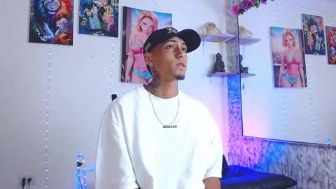 Snapshot of liiaam_lee_ chatting on 09.28.25 Daniel online show from 09.28.25