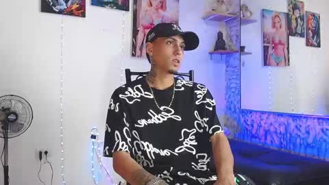 Snapshot of liiaam_lee_ chatting on 10.15.25 Daniel online show from 10.15.25