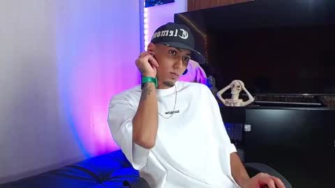 Snapshot of liiaam_lee_ chatting on 12.03.25 Daniel online show from 12.03.25