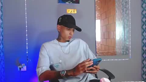 Snapshot of liiaam_lee_ chatting on 07.11.26 Daniel online show from 07.11.26
