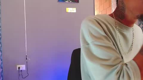 Snapshot of liiaam_lee_ chatting on 07.15.26 Daniel online show from 07.15.26