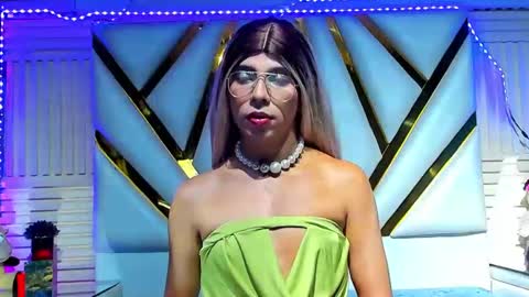 Snapshot of liiacollins chatting on 10.29.25 liiacollins online show from 10.29.25