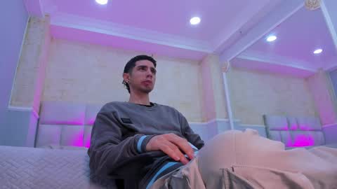 Snapshot of liiamhudson_ chatting on 03.02.25 L I I A M online show from 03.02.25