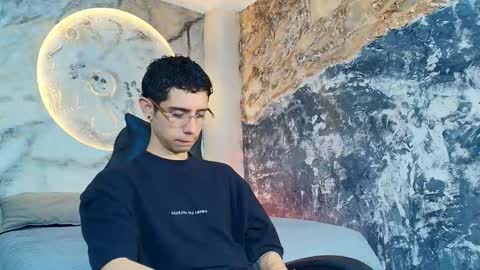 Snapshot of liiamhudson_ chatting on 09.11.25 L I I A M online show from 09.11.25