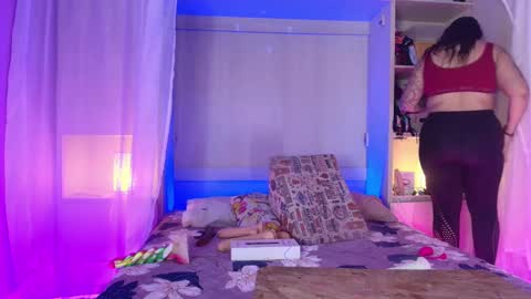         online show from 02.15.25