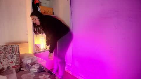         online show from 02.17.25