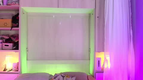         online show from 03.11.25