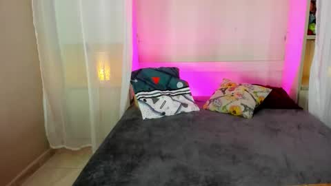         online show from 11.10.25