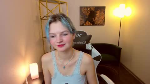 Snapshot of lika_sky chatting on 10.09.25 lika_sky online show from 10.09.25