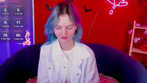 Snapshot of lika_sky chatting on 10.24.25 lika_sky online show from 10.24.25