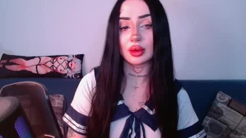 Snapshot of likaasun chatting on 09.19.25 Alisa tattogirl online show from 09.19.25