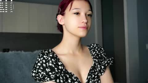 Emi online show from 10.23.25