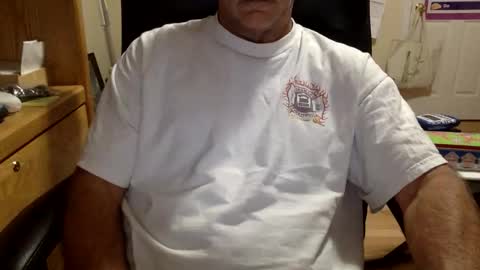 Snapshot of likefhot chatting on 12.22.25 likefhot online show from 12.22.25