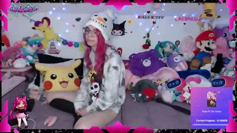 Snapshot of likemyashe chatting on 12.10.24 LikeMyAshe online show from 12.10.24