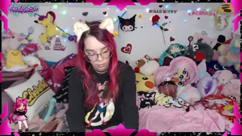 Snapshot of likemyashe chatting on 01.25.25 LikeMyAshe online show from 01.25.25