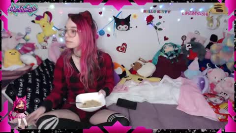 Snapshot of likemyashe chatting on 01.26.25 LikeMyAshe online show from 01.26.25