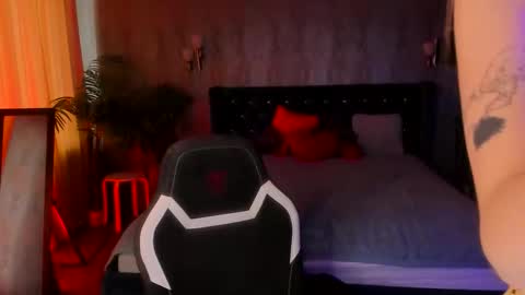 Snapshot of lil_cookie_monster chatting on 03.09.26 Erica online show from 03.09.26