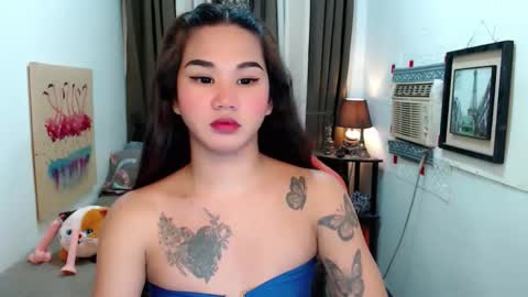 LILY online show from 10.10.25