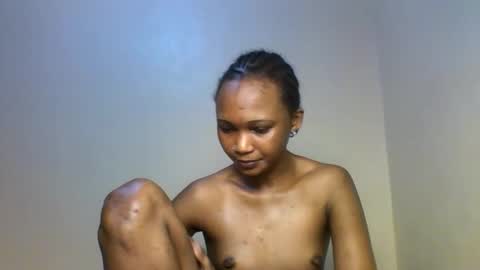 Snapshot of lil_miss9 chatting on 11.28.25 Lil miss online show from 11.28.25