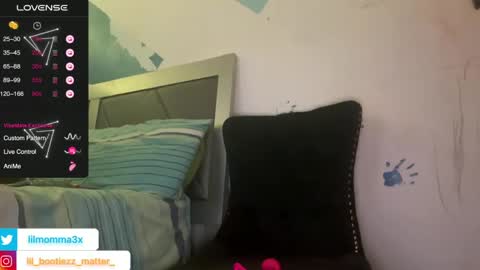 Snapshot of lil_momma422 chatting on 12.22.24 MOMMA LUV online show from 12.22.24