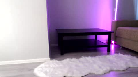 INST Lil happines s online show from 02.08.25