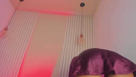 L I L A   online show from 12.26.24