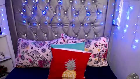   online show from 01.30.25