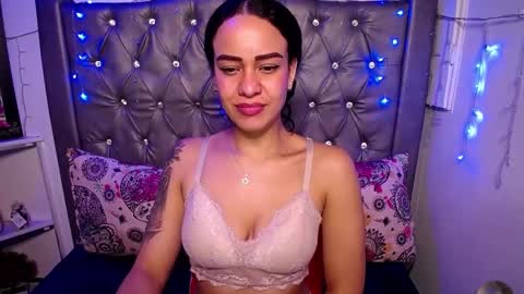   online show from 03.08.25