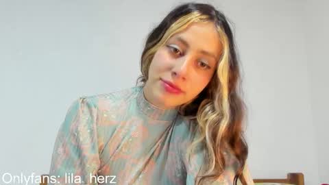Snapshot of lila_herz chatting on 01.09.26 Ren online show from 01.09.26