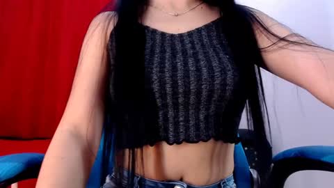 Snapshot of lila_pinky chatting on 02.03.25 L I L A online show from 02.03.25