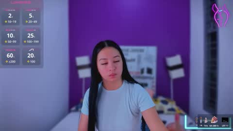 Snapshot of lila_pinky chatting on 09.17.25 L I L A online show from 09.17.25