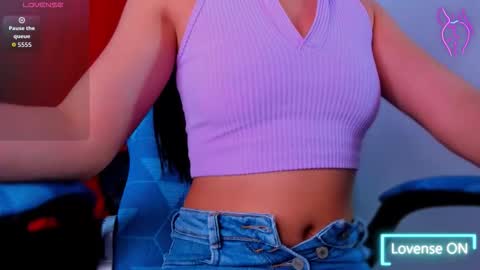 Snapshot of lila_pinky chatting on 10.18.25 L I L A online show from 10.18.25