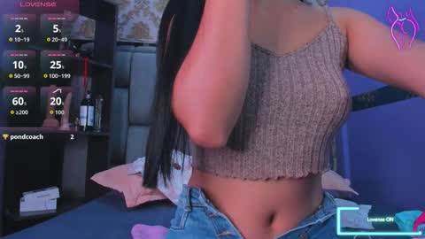 Snapshot of lila_pinky chatting on 10.30.25 L I L A online show from 10.30.25