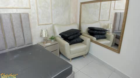 Snapshot of lilabeily chatting on 10.15.25 lila bailey online show from 10.15.25