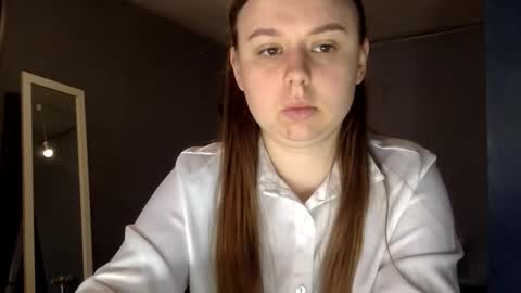 Snapshot of lilae37yis chatting on 09.26.25 Lily online show from 09.26.25