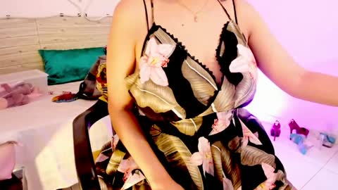 Snapshot of lilah_sweet chatting on 06.02.26 Lilah Sweet online show from 06.02.26