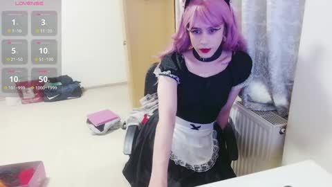 Snapshot of lilah_ts chatting on 02.02.25 lilah_ts online show from 02.02.25
