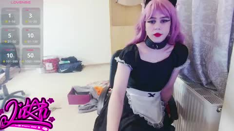 Snapshot of lilah_ts chatting on 02.07.25 lilah_ts online show from 02.07.25