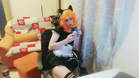 Snapshot of lilah_ts chatting on 10.16.25 lilah_ts online show from 10.16.25