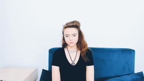 Snapshot of lilaslim chatting on 12.15.25 lilaslim online show from 12.15.25