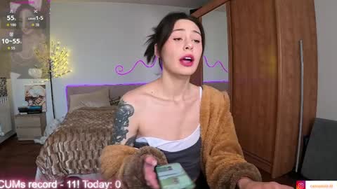 Camomile Lil online show from 04.09.26