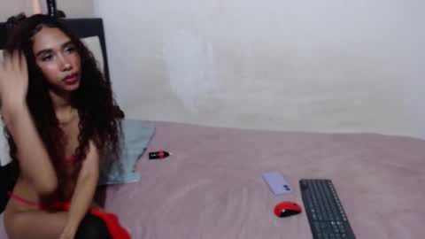 Snapshot of lilcurly_garcia chatting on 12.13.24 lilcurly_garcia online show from 12.13.24
