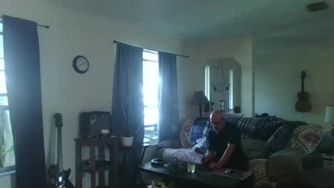 Snapshot of lildicksissy chatting on 12.04.25 lildicksissy online show from 12.04.25