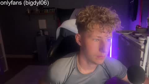 lildyl06 online show from 04.19.26