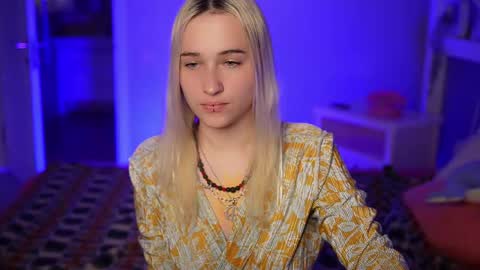 Anna online show from 04.15.26