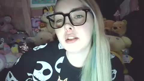 Snapshot of lilemmy1999 chatting on 01.22.25 emily ryanson online show from 01.22.25