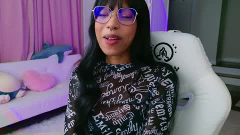 evie online show from 01.18.25