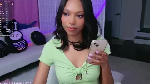 evie online show from 11.15.25