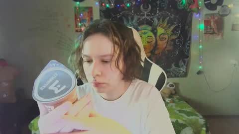 Lil online show from 12.04.25