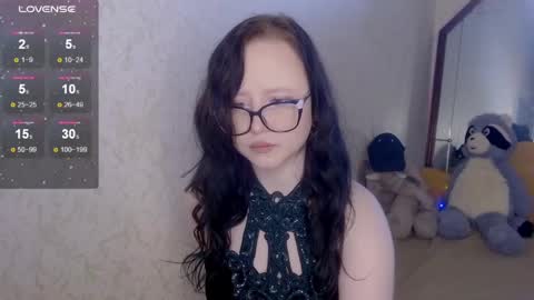 Nika and Lori online show from 02.19.25